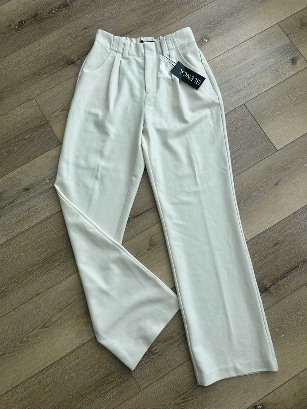 NWT Blenca pants sz small